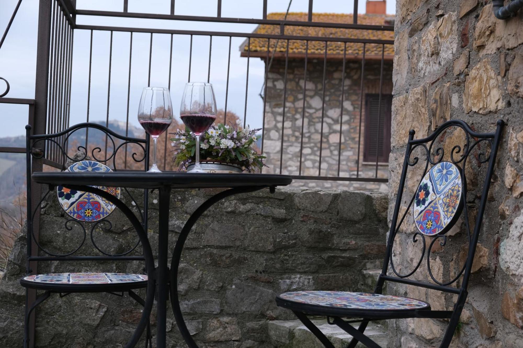 Appartamento Joy'S Nest Todi Esterno foto